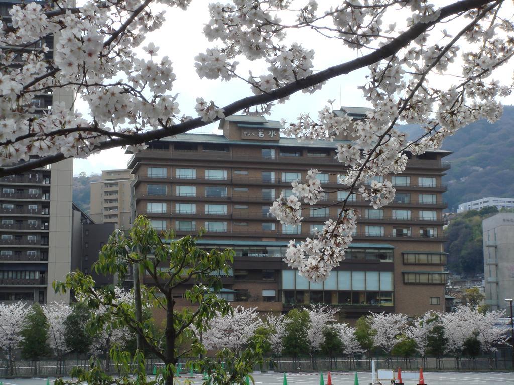 Hotel Wakamizu Takarazuka Zewnętrze zdjęcie