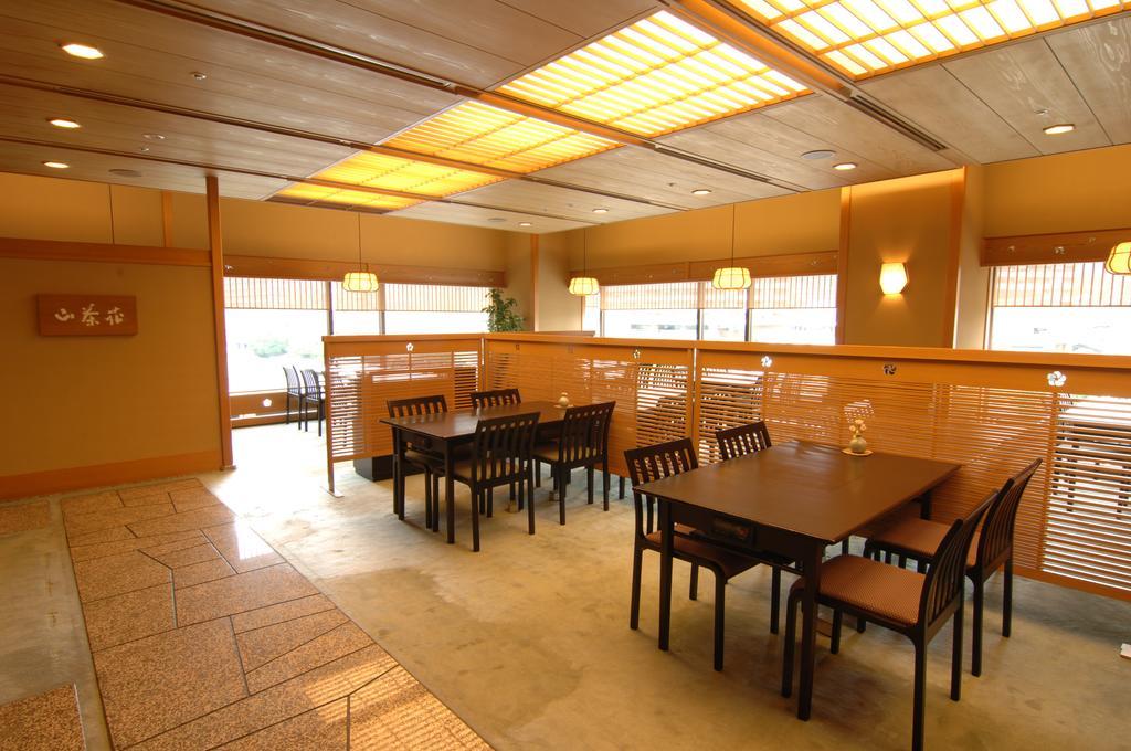 Hotel Wakamizu Takarazuka Zewnętrze zdjęcie