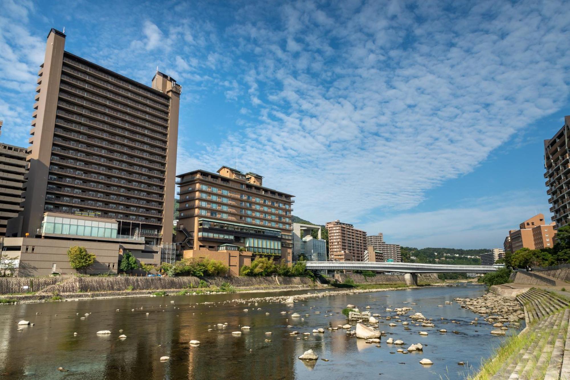 Hotel Wakamizu Takarazuka Zewnętrze zdjęcie