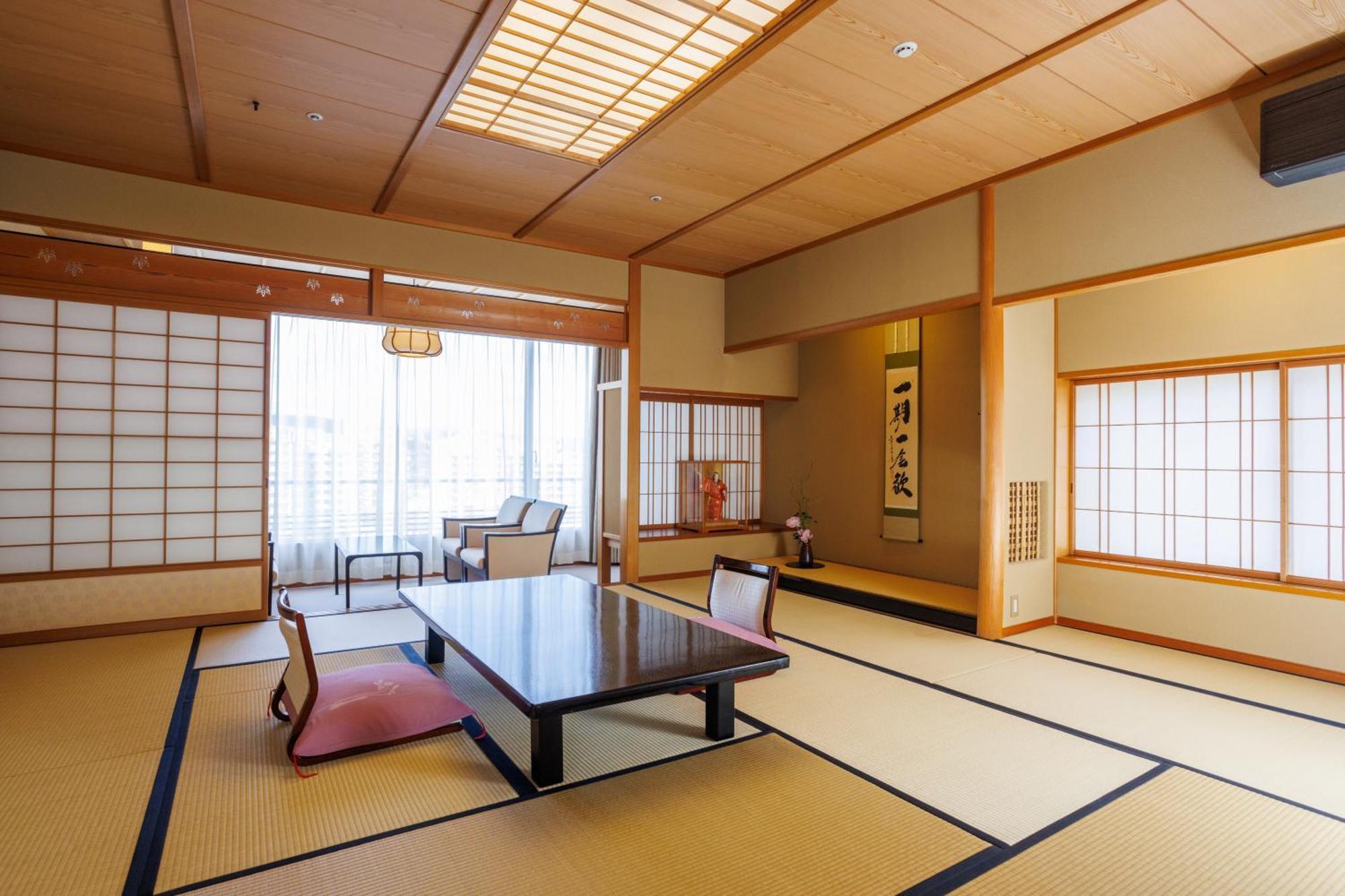 Hotel Wakamizu Takarazuka Zewnętrze zdjęcie