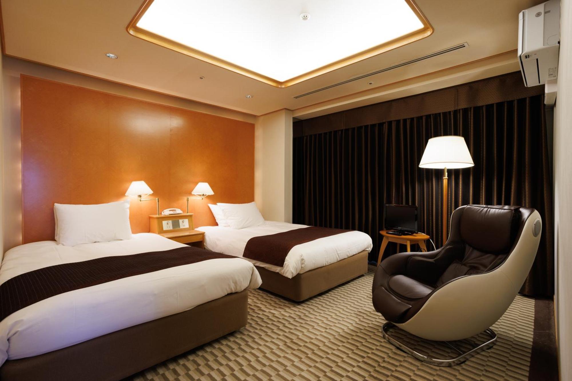 Hotel Wakamizu Takarazuka Zewnętrze zdjęcie