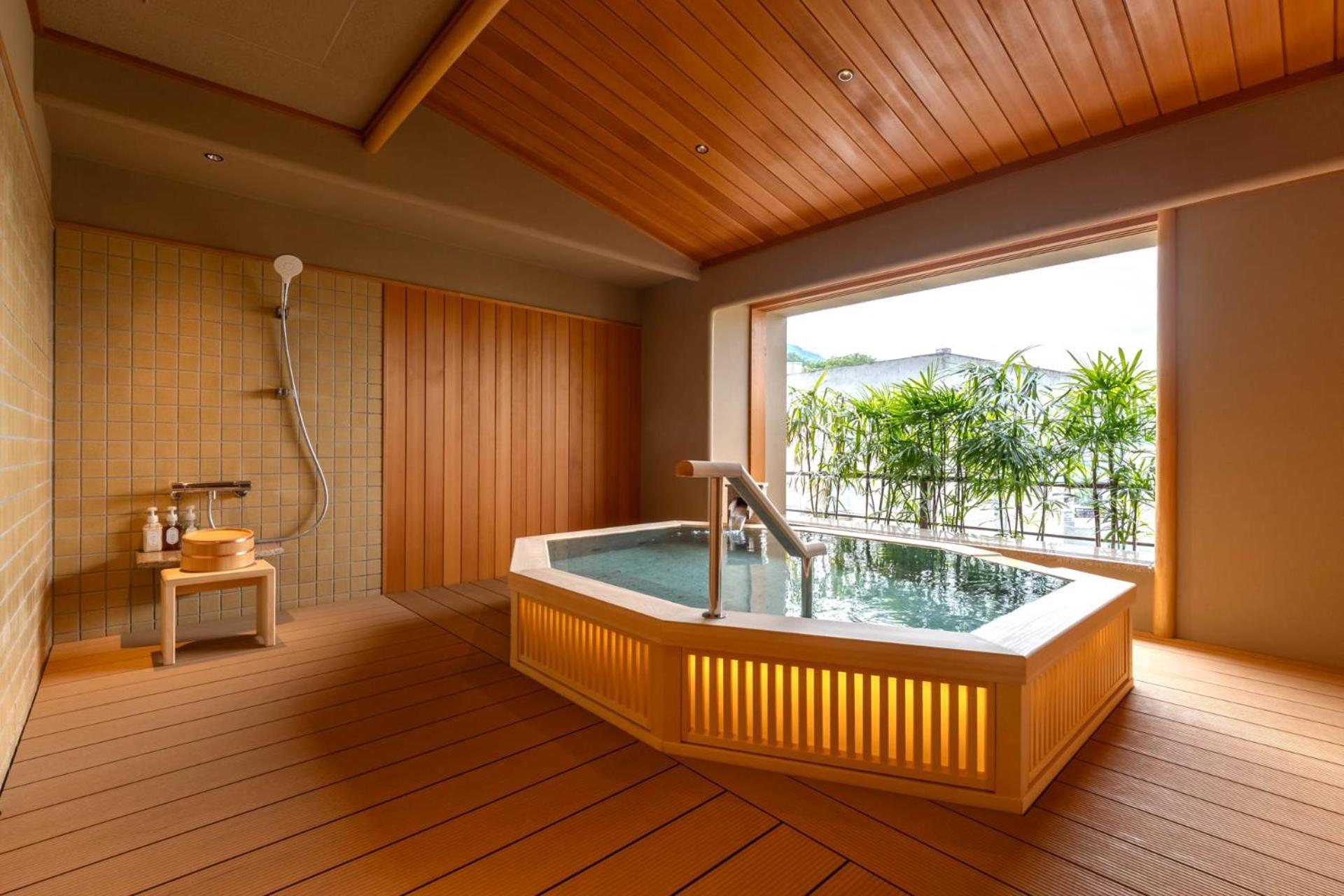 Hotel Wakamizu Takarazuka Zewnętrze zdjęcie