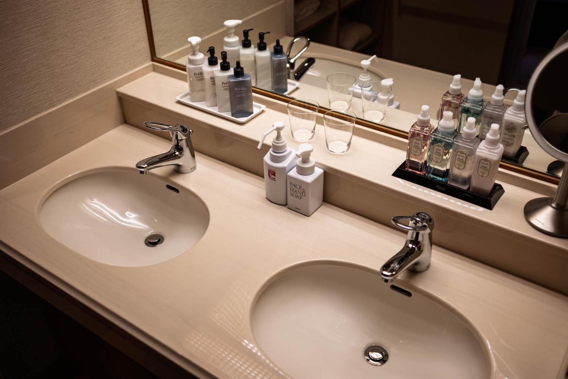 Hotel Wakamizu Takarazuka Zewnętrze zdjęcie